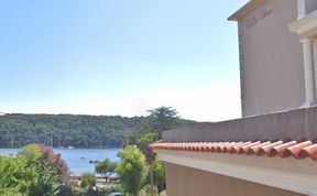 Photo of Seaside Family Apartment Una - Sunny Rab Island