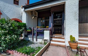 Sombrero Apartment 7 Holiday Home