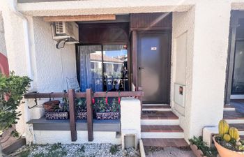 Sombrero Apartment 7 Holiday Home
