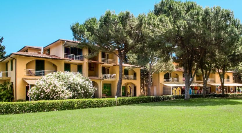 Photo of Golfo della Lacona Apartment 2