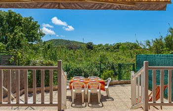 Les Mimosanes Holiday Home 5 Holiday Home
