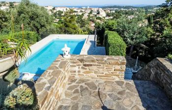 Maison Heliosa Holiday Home