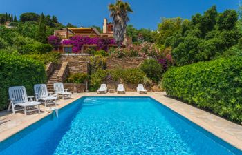 Maison Heliosa Holiday Home
