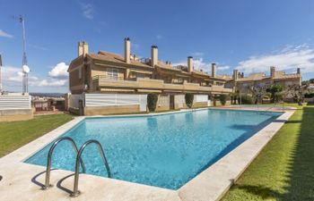 Xipres Holiday Home