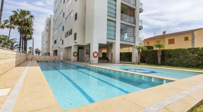 Photo of Ambassador primera línea playa