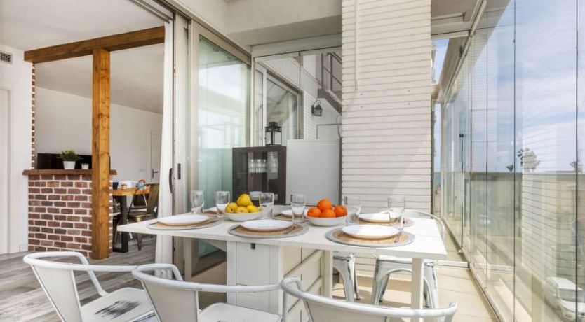 Photo of Ambassador primera línea playa