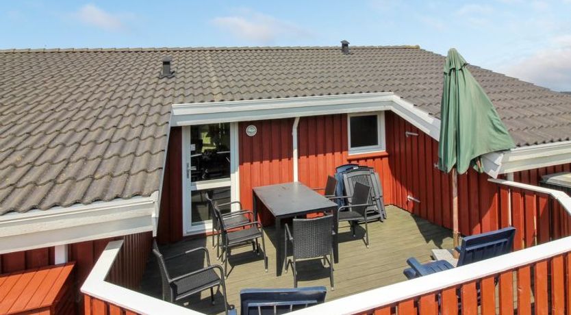 Photo of "Diderik" - 300m from the sea