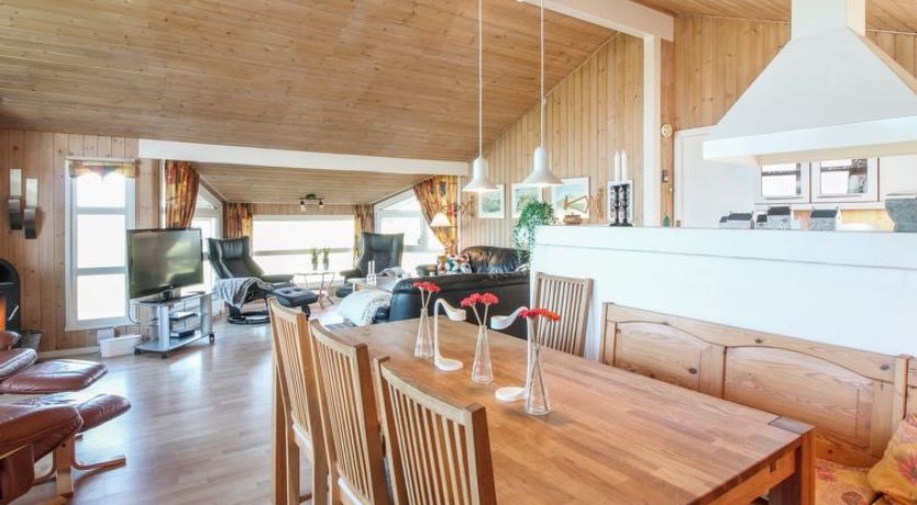 Photo of "Diderik" - 300m from the sea