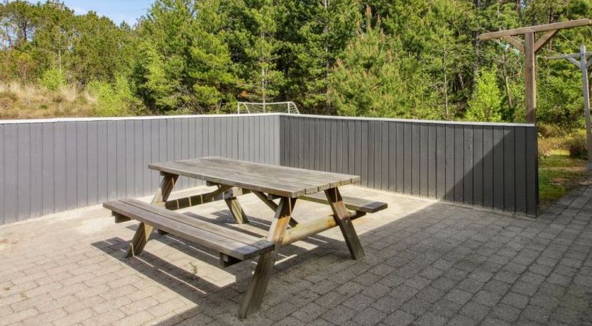 Photo of "Kiowa" - 4km from the sea