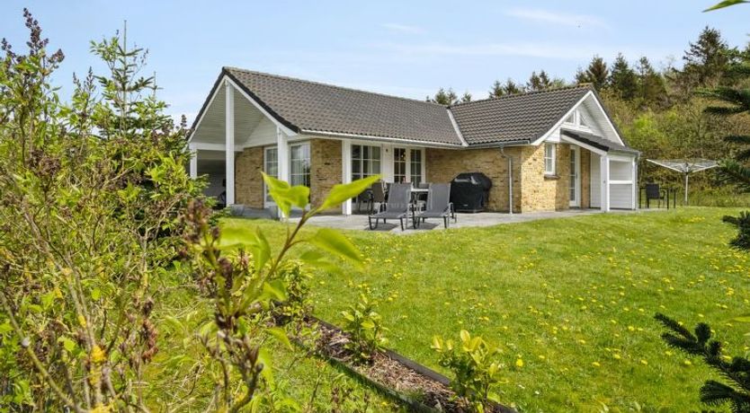 Photo of "Sippora" - 29km from the sea