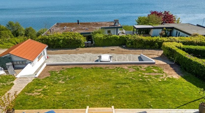 Photo of "Tobias" - 45m to the fjord