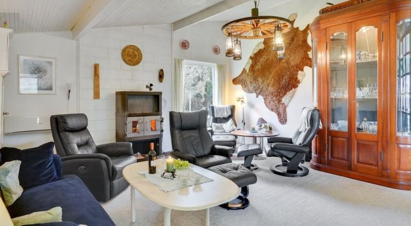 Photo of "Simon" - 225m from the sea