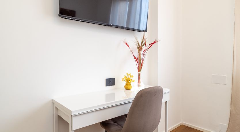 Photo of Jewish Quarter Chic