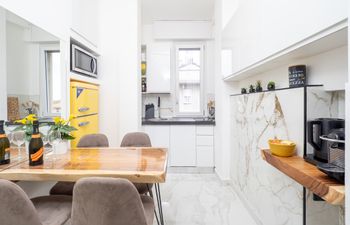 Jewish Quarter Chic Holiday Home