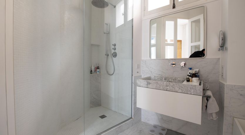 Photo of Madeleine Light