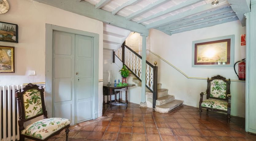 Photo of The Gilded Rosco