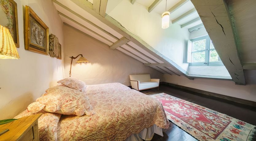 Photo of The Gilded Rosco