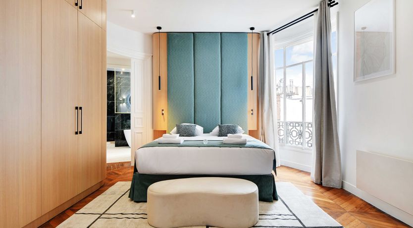 Photo of Parisian Pyramids