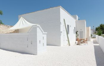 Olive Grove Serenity Holiday Home