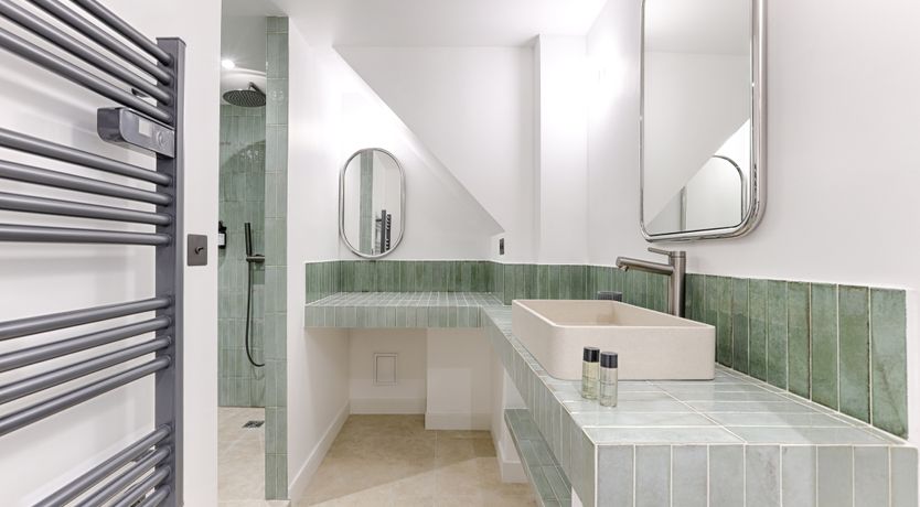 Photo of Bastille Oak