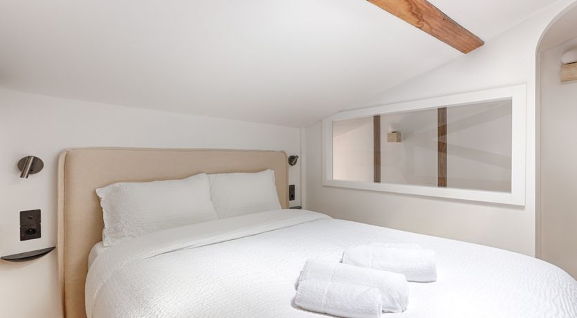 Photo of Bastille Oak