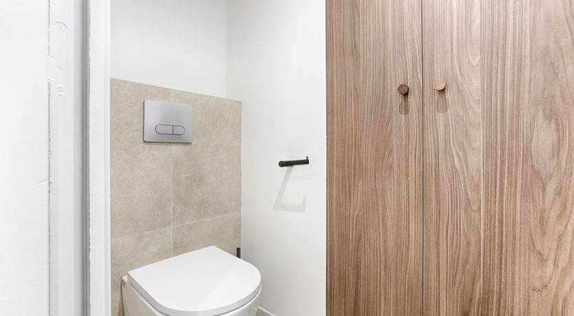 Photo of Bastille Oak