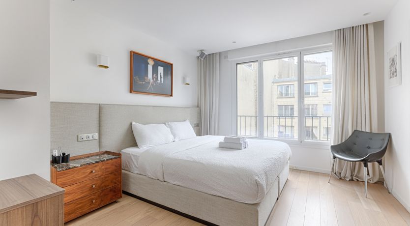 Photo of The Parisian Architect