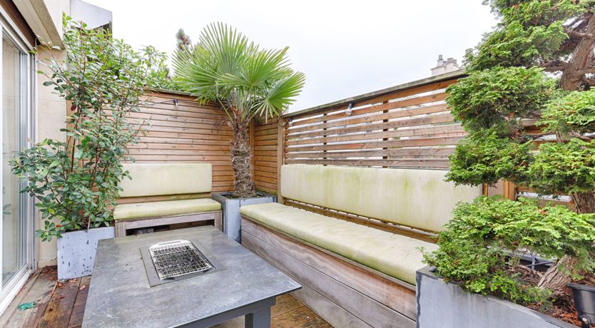 Photo of The Parisian Architect