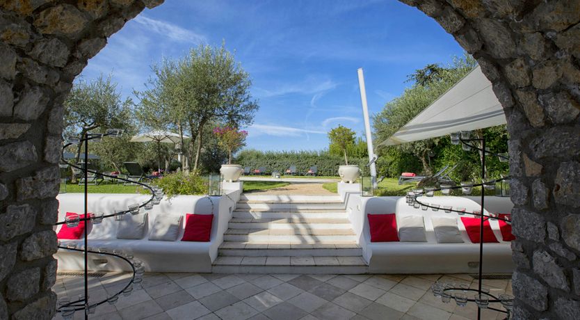 Photo of Capri Essence