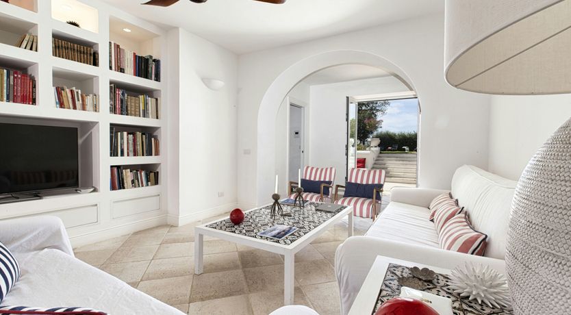 Photo of Capri Essence