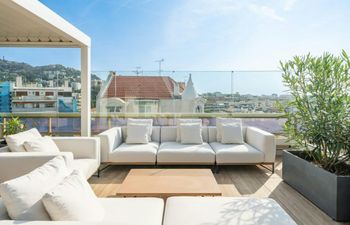 Cannes Vistas Holiday Home
