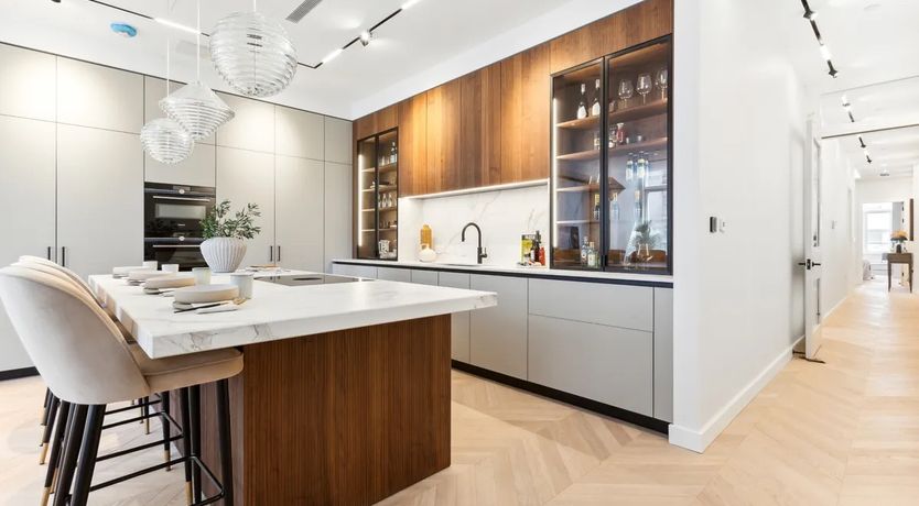 Photo of Sienna & Cream