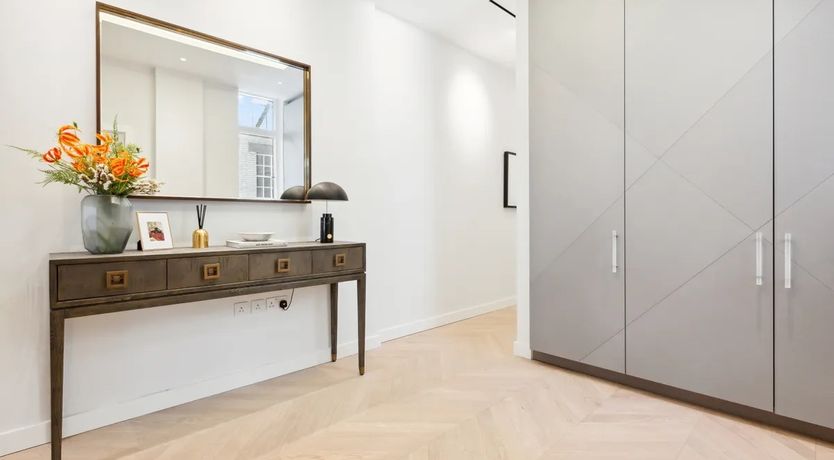 Photo of Sienna & Cream