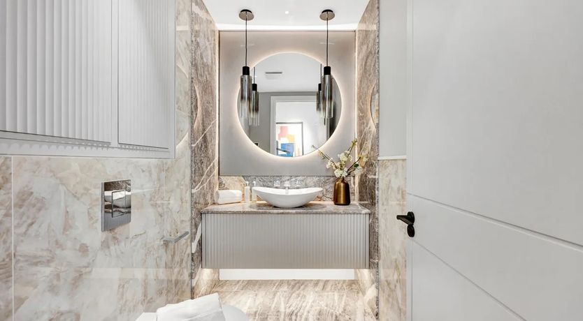 Photo of Sienna & Cream