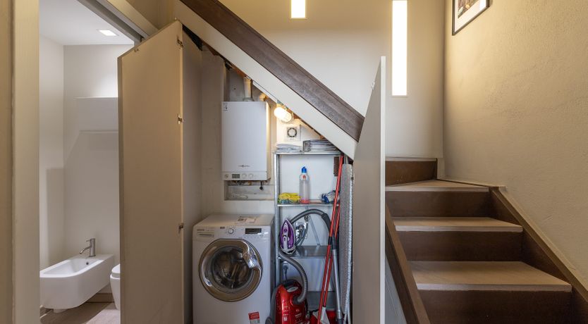 Photo of Chandeliers & Beams