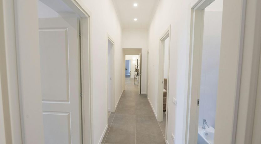 Photo of Roman Reason