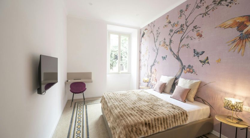 Photo of Roman Reason