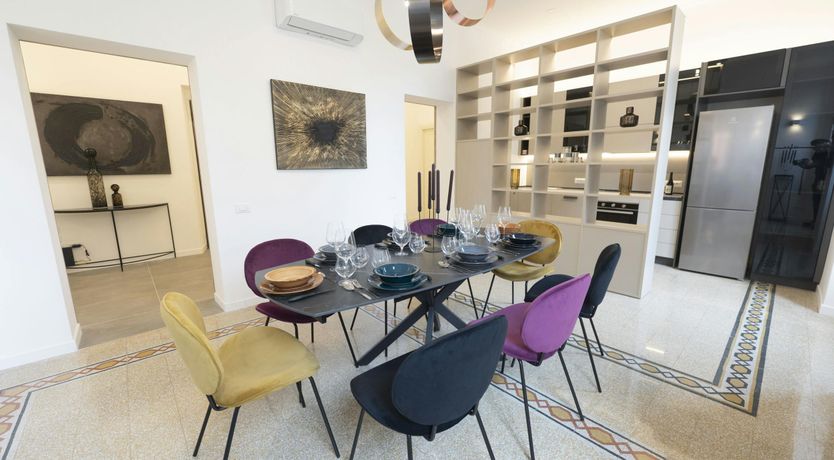 Photo of Roman Reason