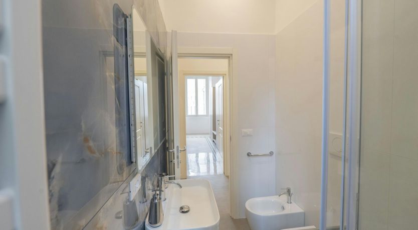 Photo of Roman Reason