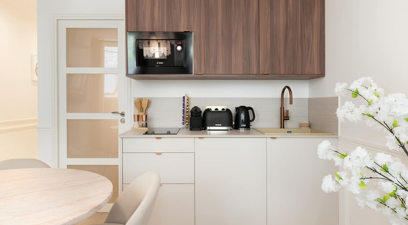 Photo of An Artist's Light