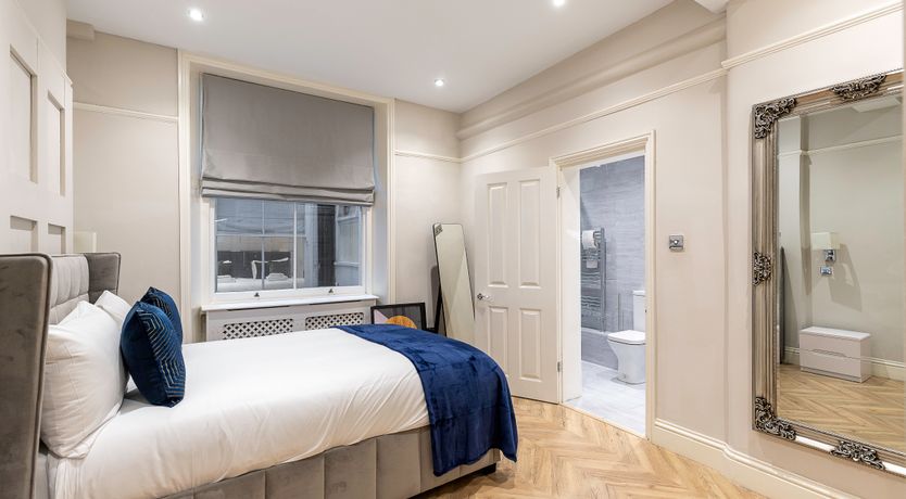 Photo of Portobello Peregrine