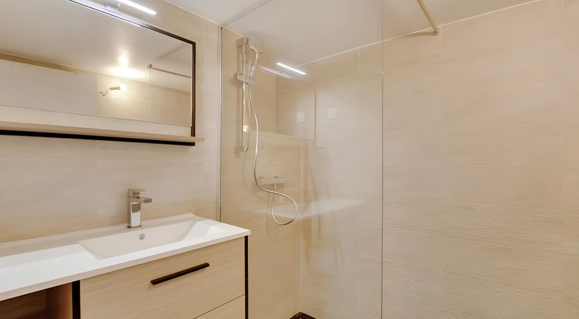 Photo of Parisian Courtyard