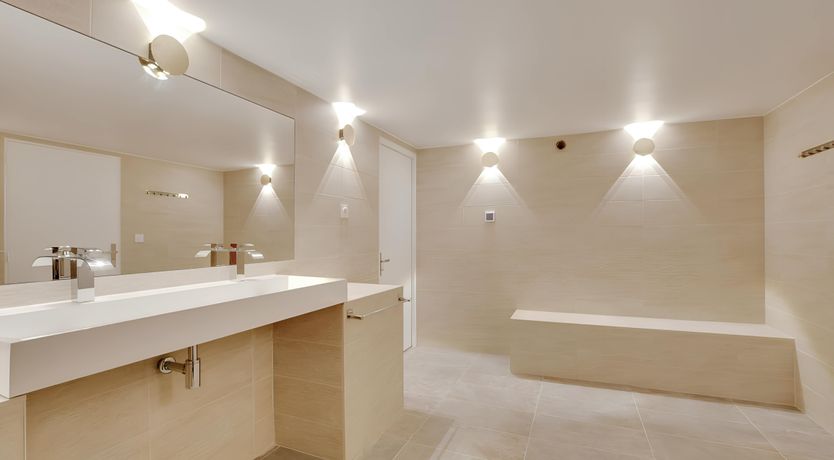 Photo of Parisian Courtyard