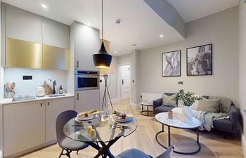 London Modern Holiday Home