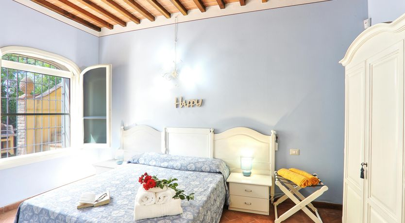 Photo of The Tuscan Love