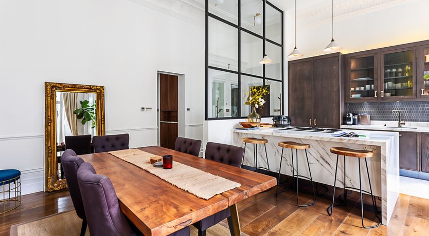 Photo of Notting Hill Chic