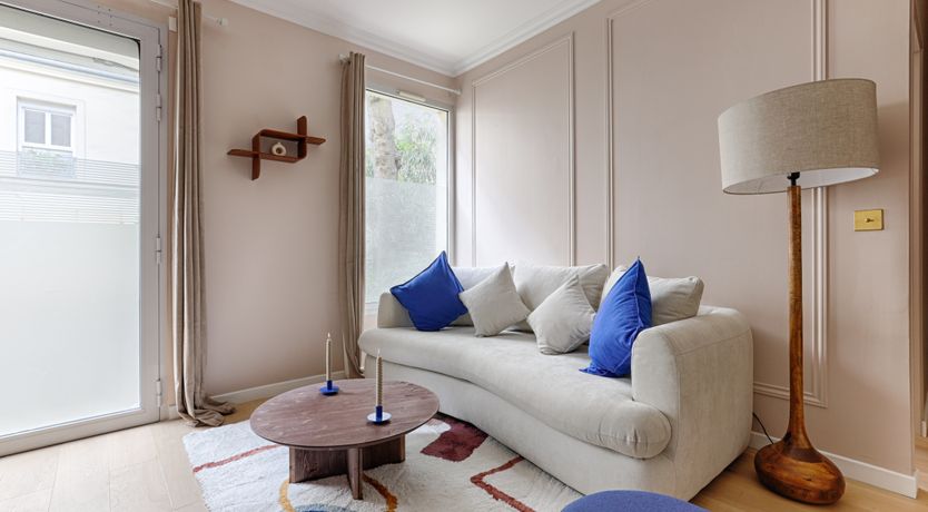 Photo of L'Appartement Rouge