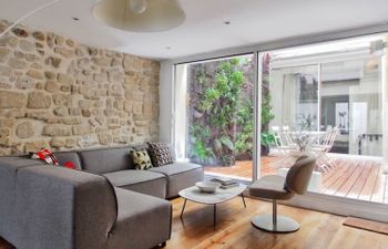 The Marais Green Holiday Home