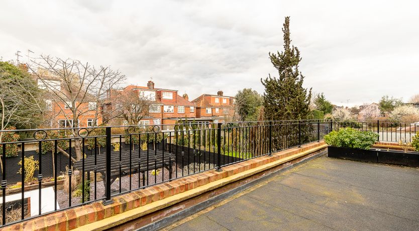 Photo of The Light of the Green