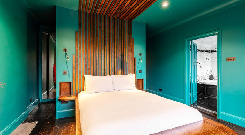 Photo of The Light of the Green